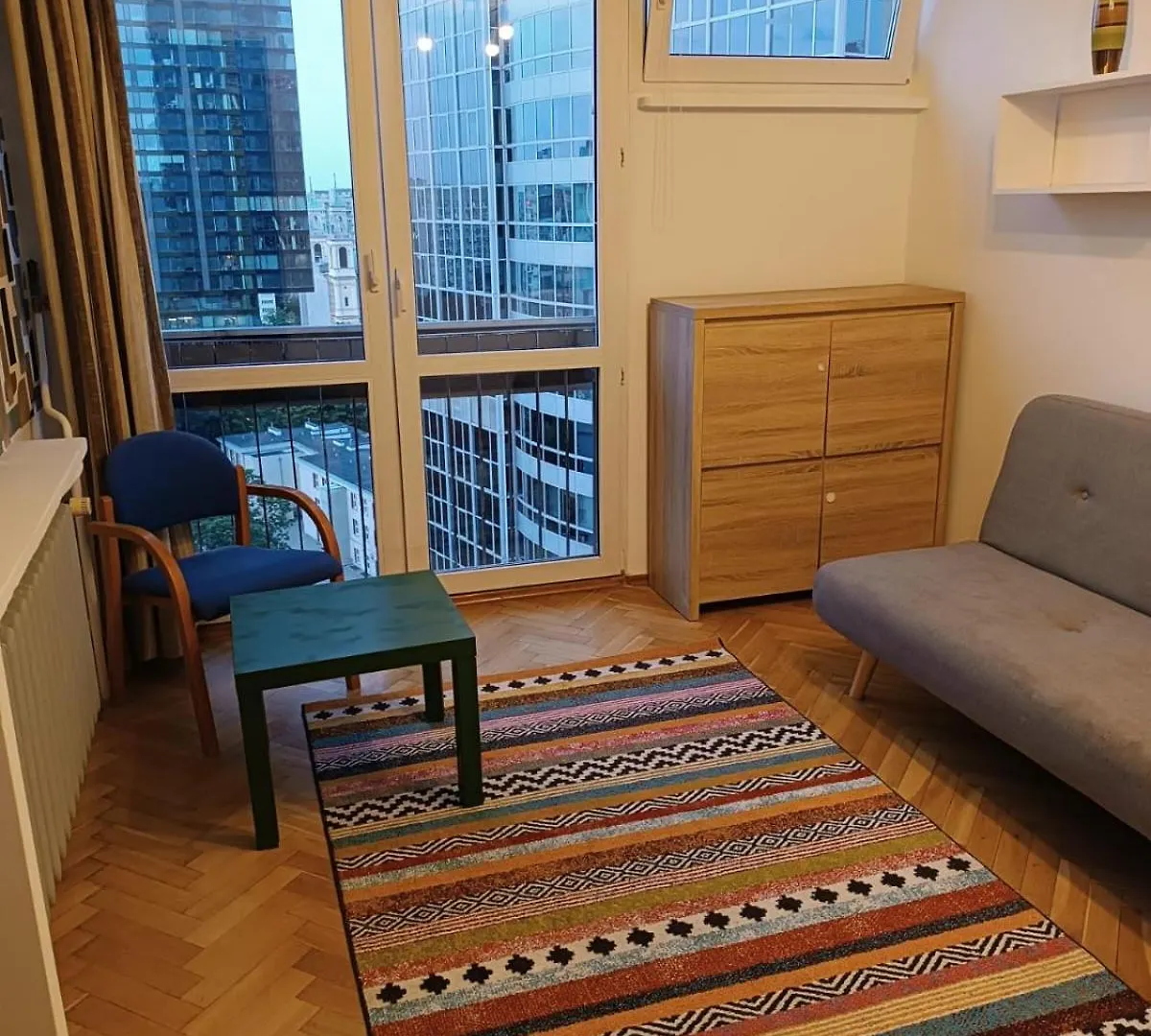 Mieszkanie Przy Metrze Rondo Onz Apartment Warsaw